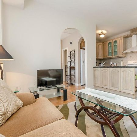 Apartment Canada Dream Vacation Srima Extérieur photo
