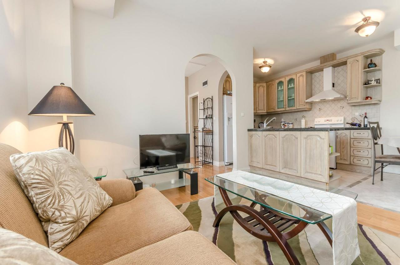 Apartment Canada Dream Vacation Srima Extérieur photo
